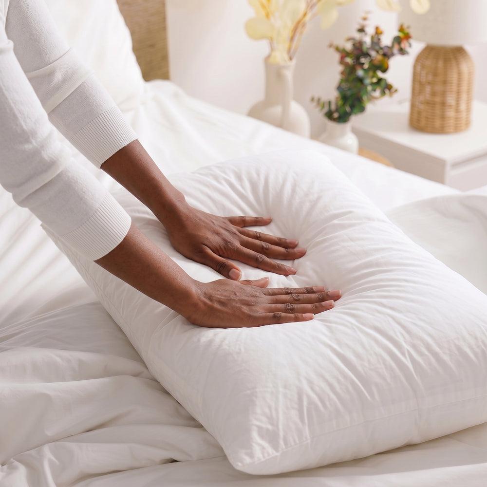 Deluxe Microfibre Twin Pack Pillows | Standard – Whitehouse