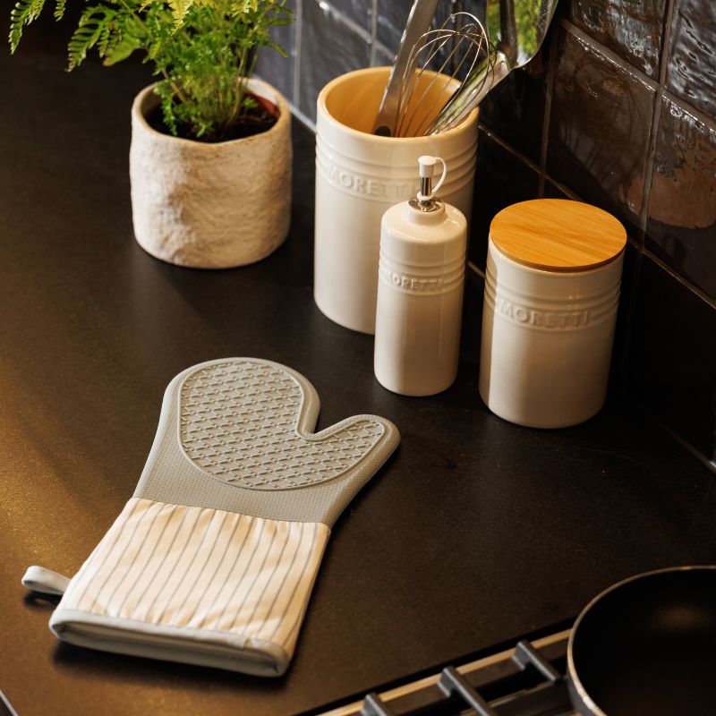 Cookware