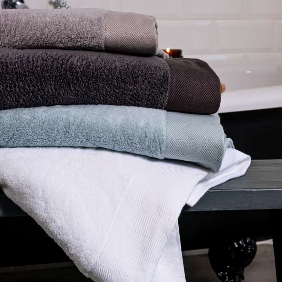 Royale Luxe Collection | Whitehouse & Continental Linen