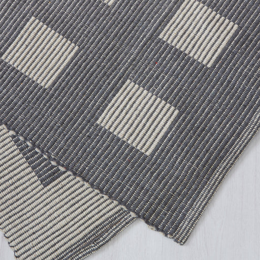 Full Box Pattern Rug - Dark Grey