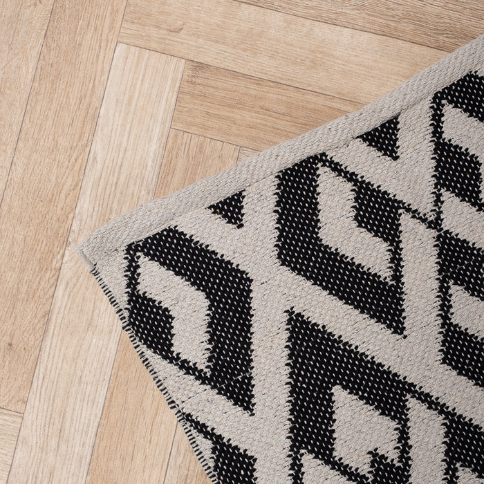 Handwoven Jacquard Rug Multi Diamond - Black (120 x 180cm)