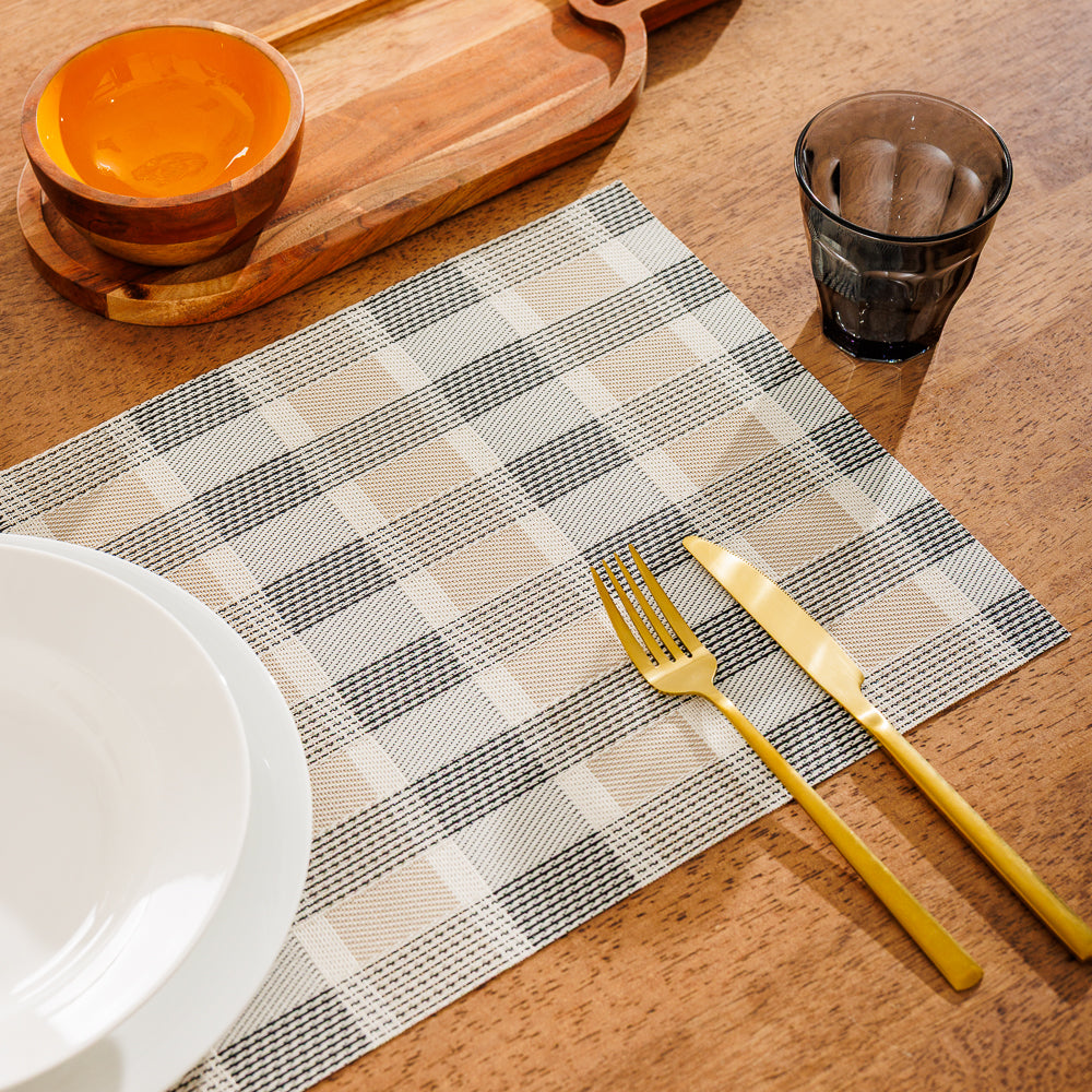 Home.Life Placemats Shaded Tartan Black 6 Pack