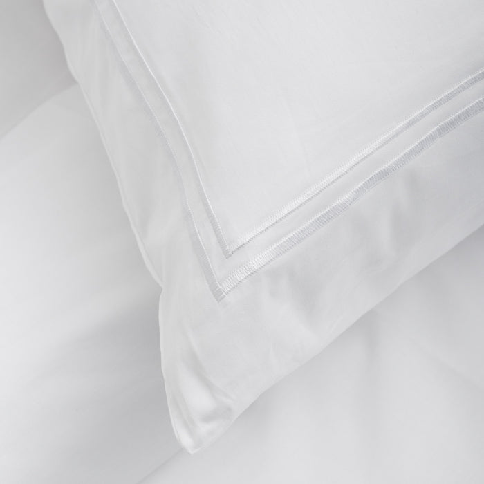 Whisper Soft 400 Thread Count Egyptian Cotton Sateen Satin Stitch Pillowcase Pair - White