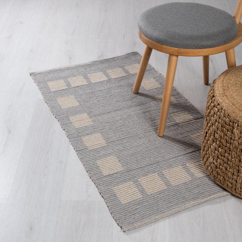 Box Rug - Light Grey (60 x 120cm)