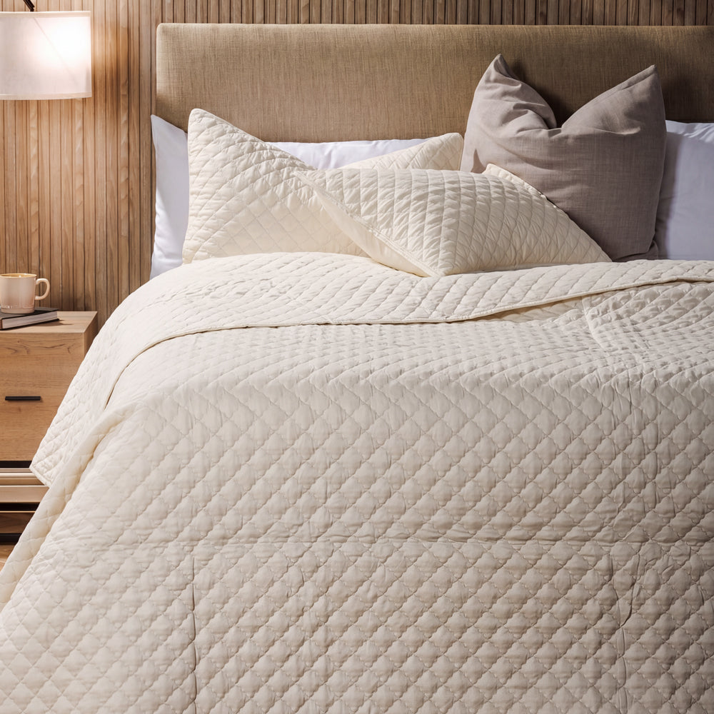 Clay Whisper Soft Premium Cotton Quilt Ivory-Quilts & Comforters
