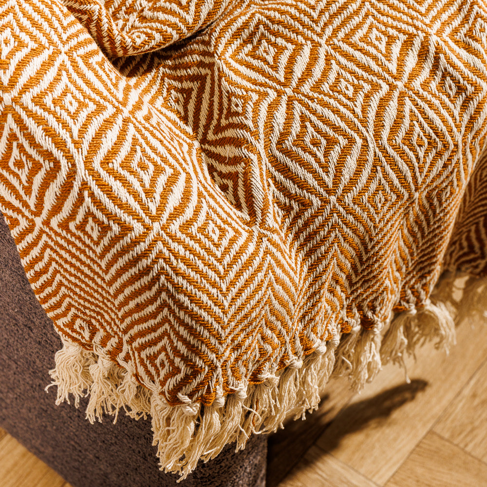 Cotton Bay Throw Nordica Nut Brown-Throws