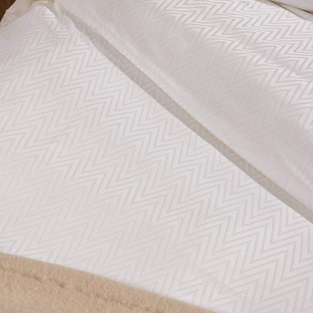 Cotton Club 450 Thread Count Jacquard Drift Duvet Cover Set White-Duvet Cover Sets