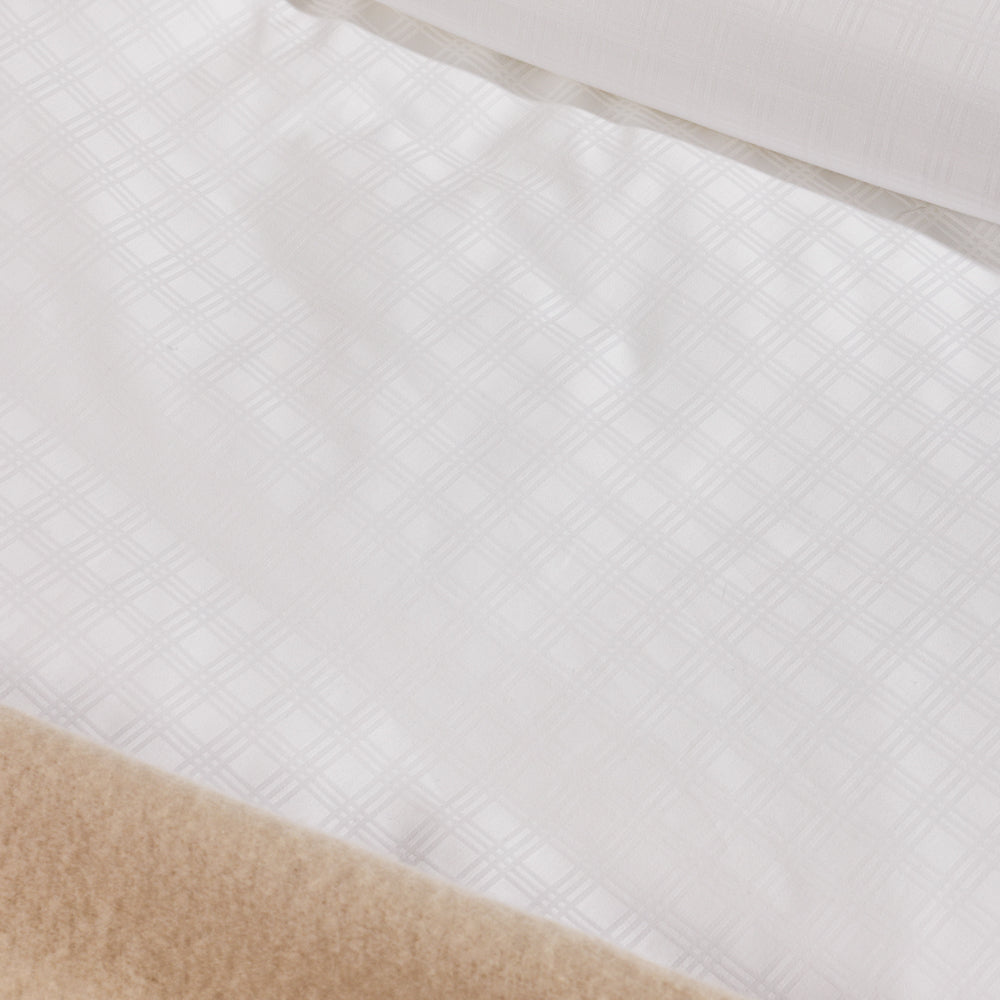 Cotton Club 450 Thread Count Jacquard Plaid Duvet Cover Set White-Duvet Cover Sets