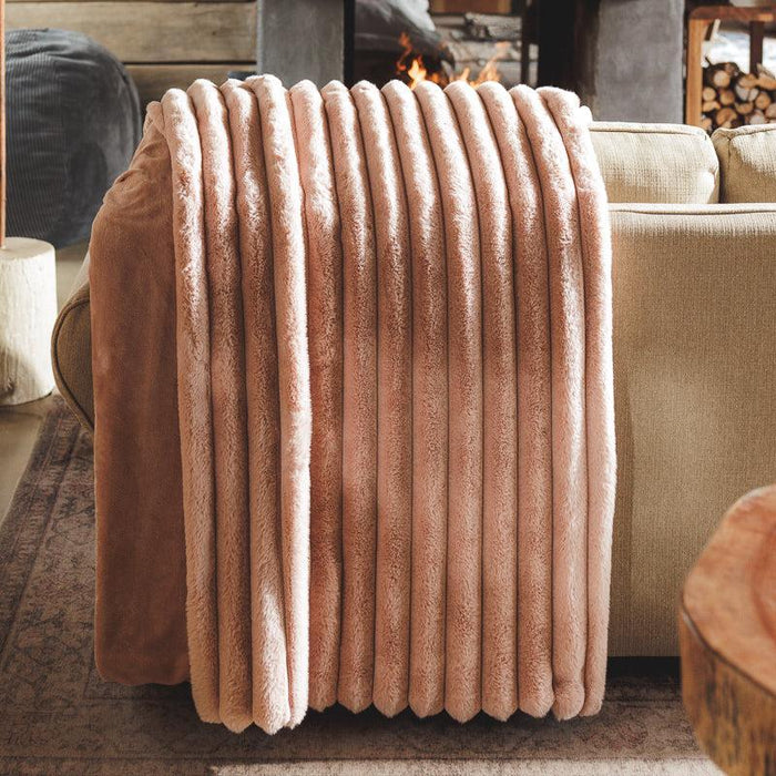 Fluted Faux Fur Blanket - Dusty Pink-BLANKET