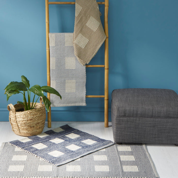 Full Box Pattern Rug - Light Grey