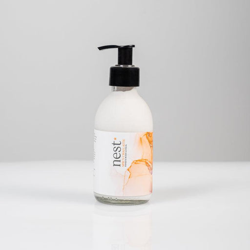LIMITED EDITION Nest Scented Hand & Body Lotion - Spicy Chai Latte