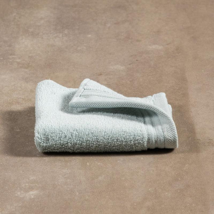 Luxury Egyptian Cotton Zero Twist Guest Towel