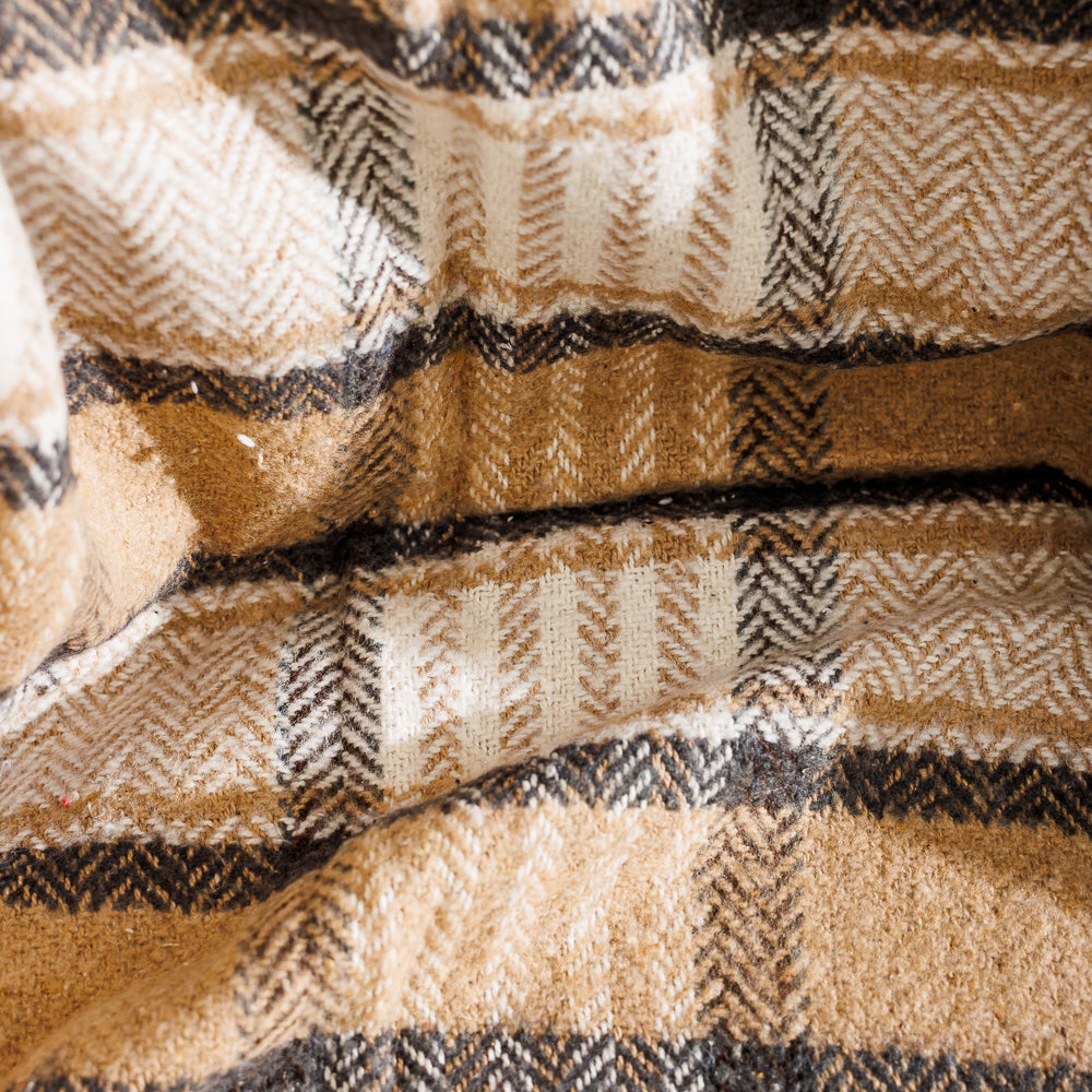 Nest Chenille Throw Marzipan-Throws