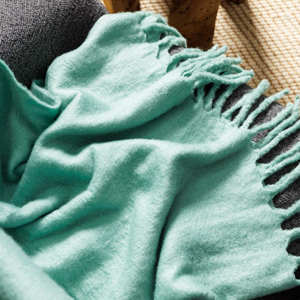 Nest Woollen Blend Blanket Throw Mint Green – Whitehouse