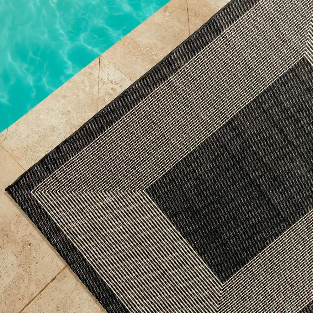 Indoor Outdoor Rugs