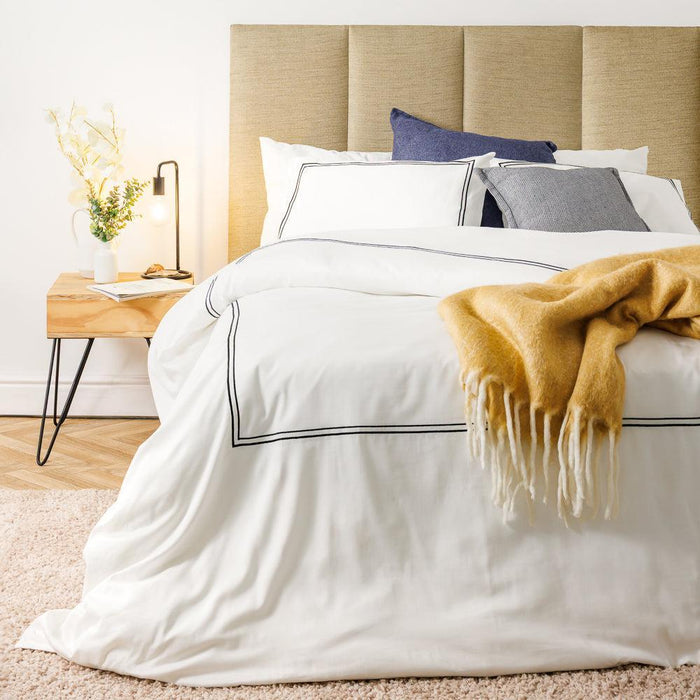 Whisper Soft 400 Thread Count Sateen Egyptian Cotton Two Line Black on White Satin Stitch Duvet Cover Set-Duvet Cover Sets