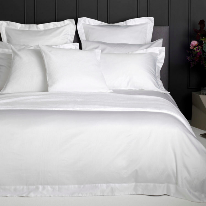 Whisper Soft 500 Thread Count Egyptian Cotton Sateen Oxford Duvet Cover Set - White