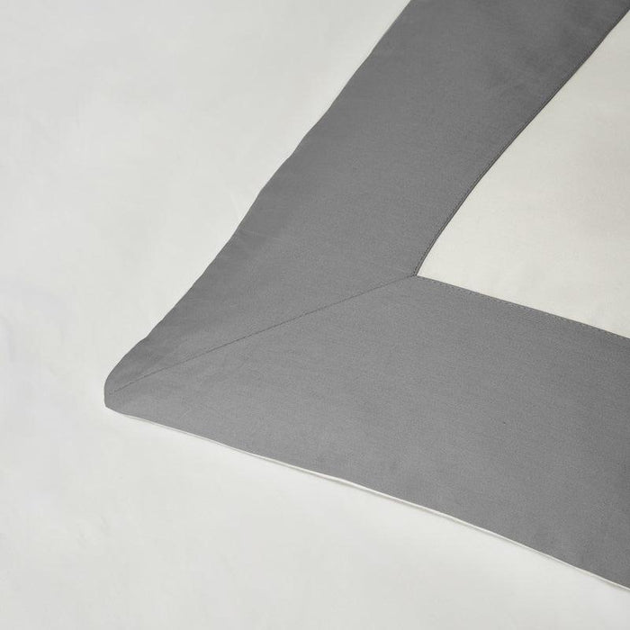 Whisper Soft 400 Thread Count Egyptian Cotton Contrast Border Duvet Cover Set White with Steel-Duvet Cover