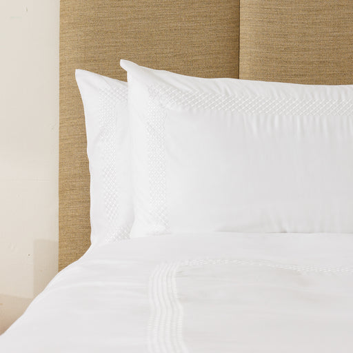 Whisper Soft Lattice 400 Thread Count 100% Cotton Embroidered Duvet Cover Set White-Duvet Cover Sets