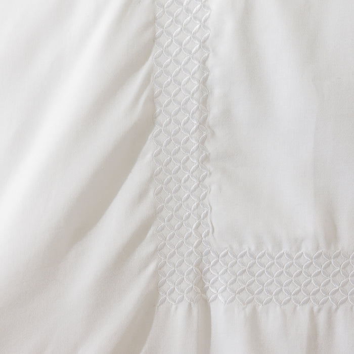 Whisper Soft Lattice 400 Thread Count 100% Cotton Embroidered Duvet Cover Set White-Duvet Cover Sets