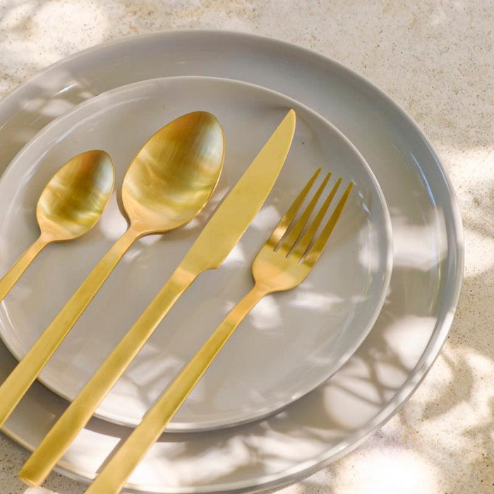 16 Piece Cutlery Set - Gold